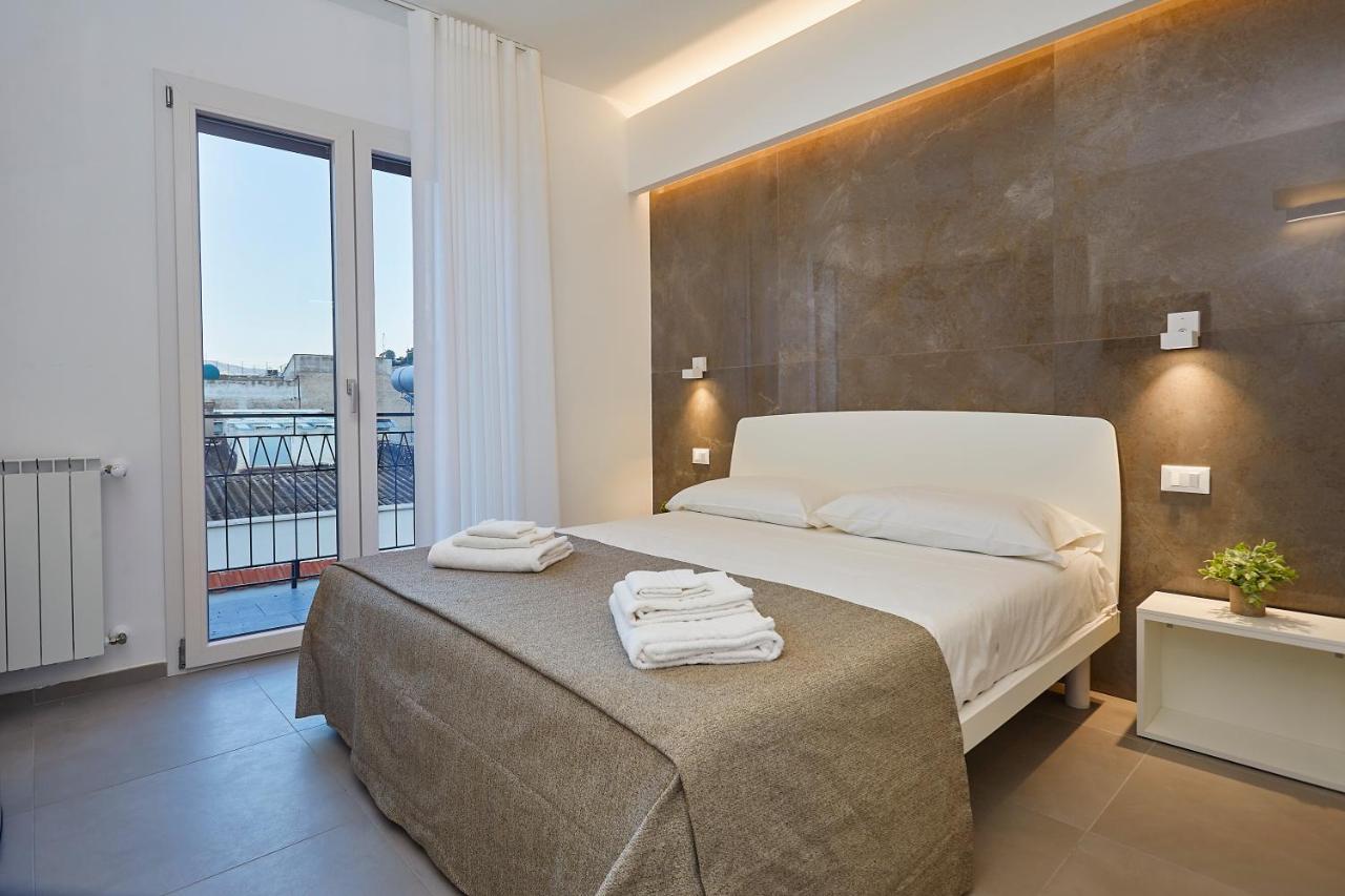 Porta Del Golfo Apartments & Suites Кастелламмаре-дель-Голфо Экстерьер фото